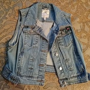 Marilyn Monroe jean vest!